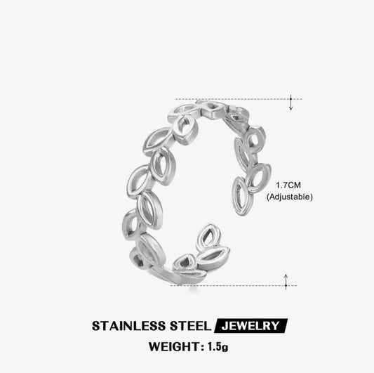Olive Leaf Vine Ring — Silver