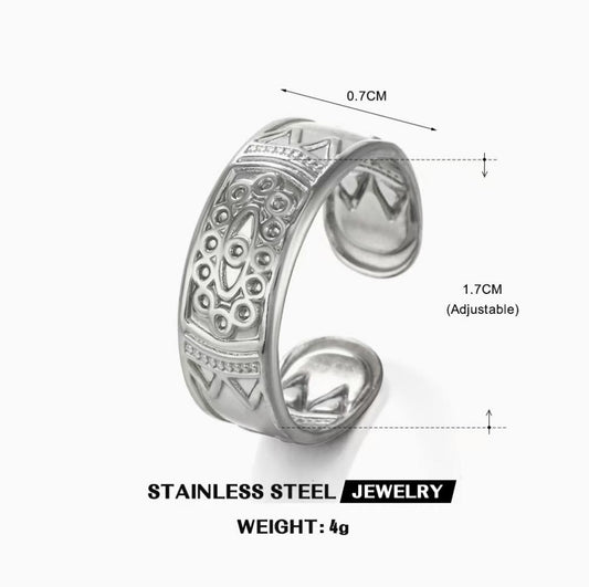 Tribal Etched Banded Ring — Silver