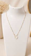 Mother of Pearl Bloom Necklace