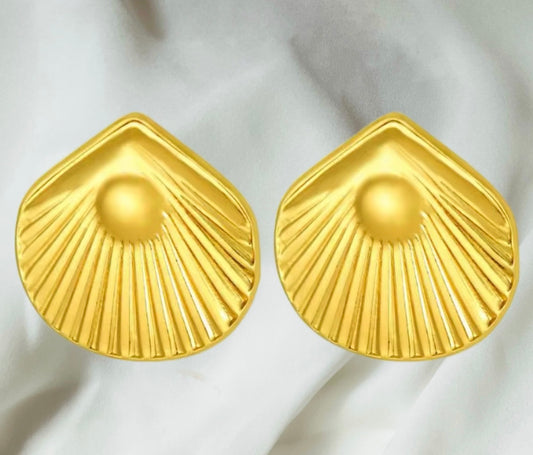 Art Deco Shell Fan Studs
