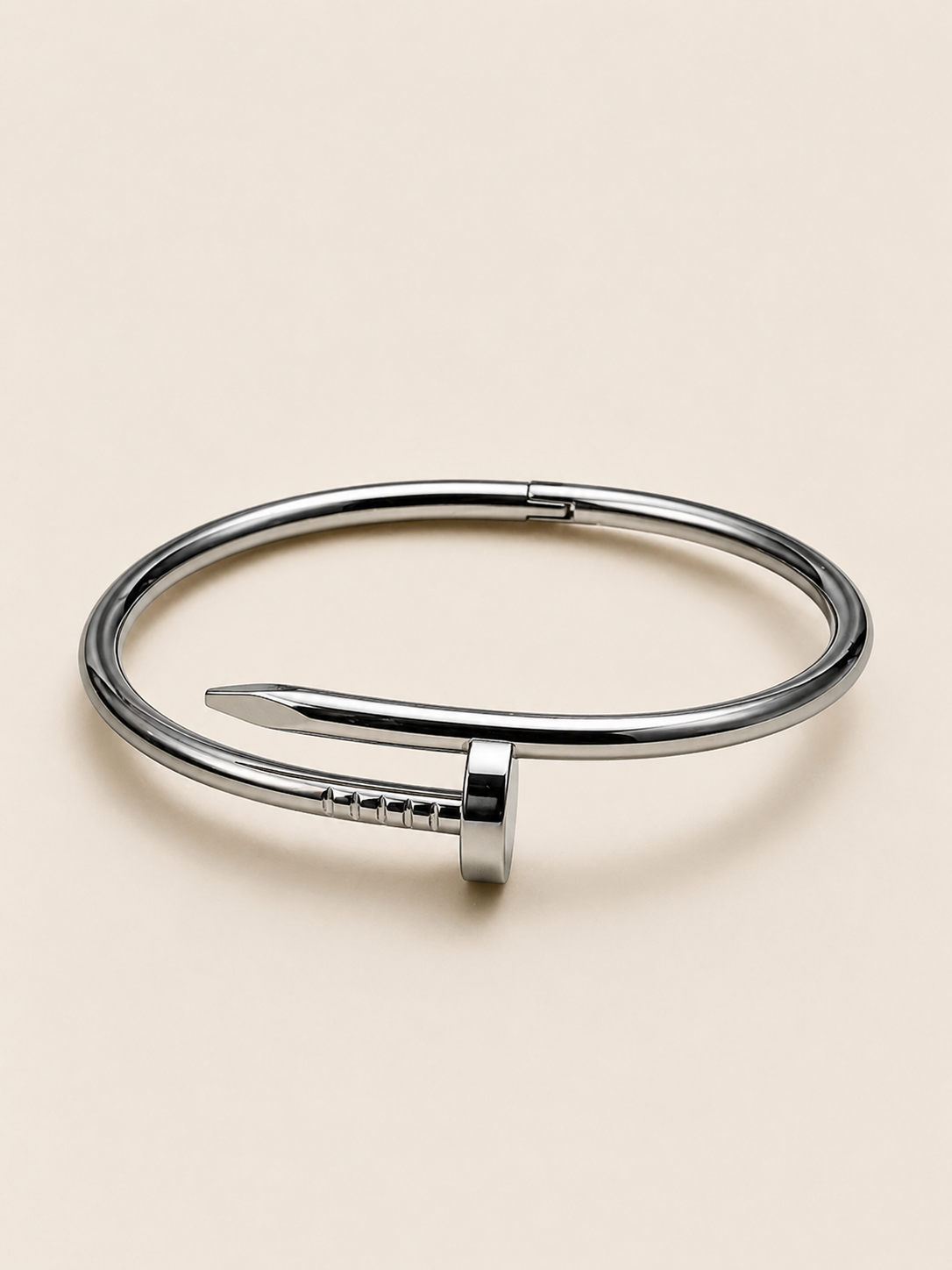 Luxe Nail Cuff