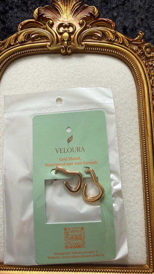Wavy Sculptural Hoop Earrings