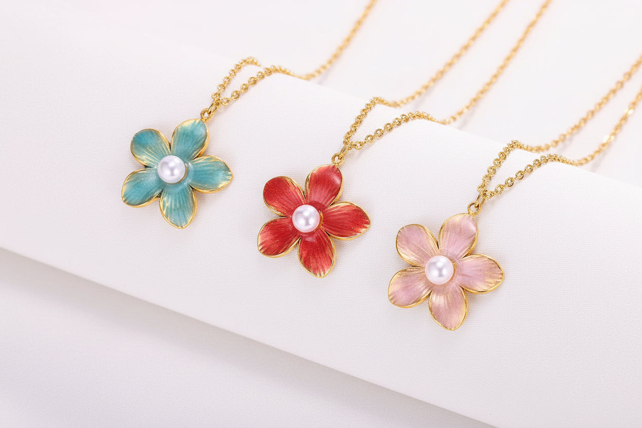 Gold Botanical Flower Necklace