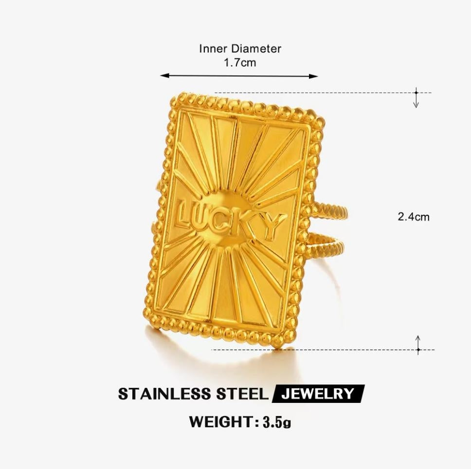 Lucky Talisman Signet Ring — Gold
