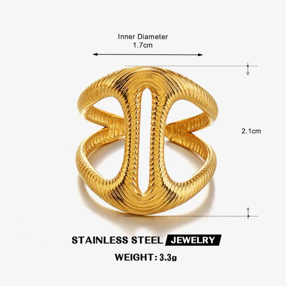 Tribal Cutout Shield Ring — Gold