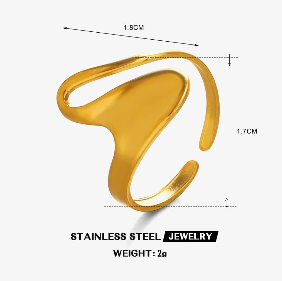 Sculpted Pebble Open Bypass Ring — Gold