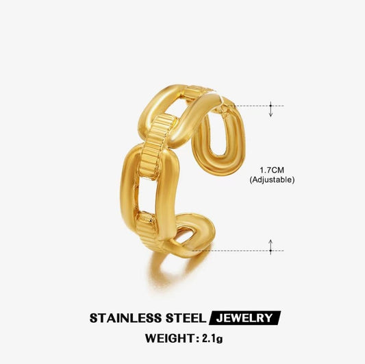 Oval Chain-Link Adjustable Ring — Gold