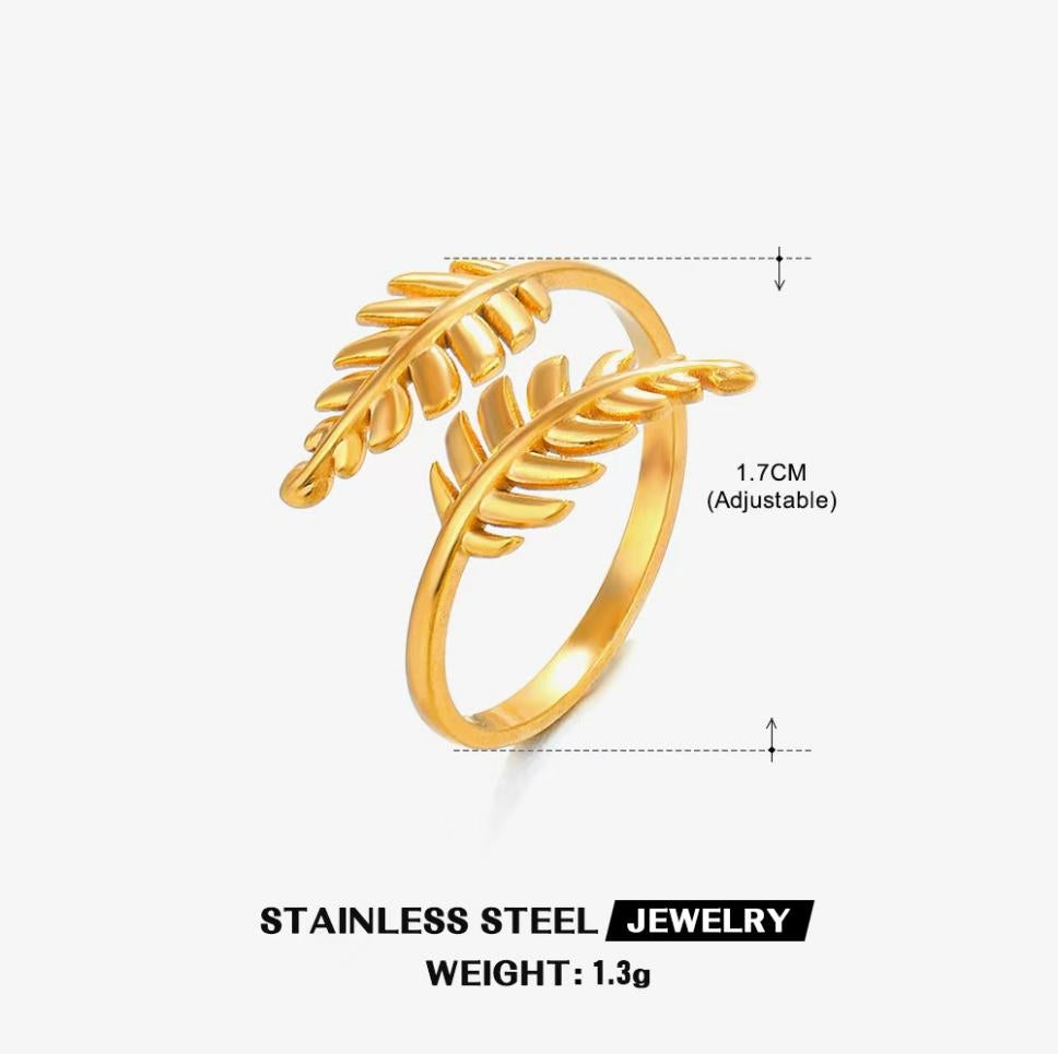 Wrapped Laurel Leaf Ring — Gold