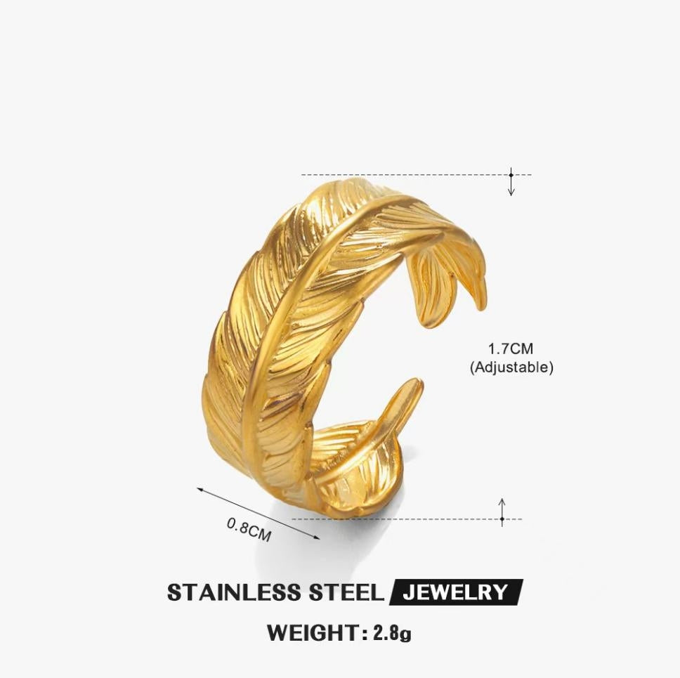 Plume Feather Wrap Ring — Gold