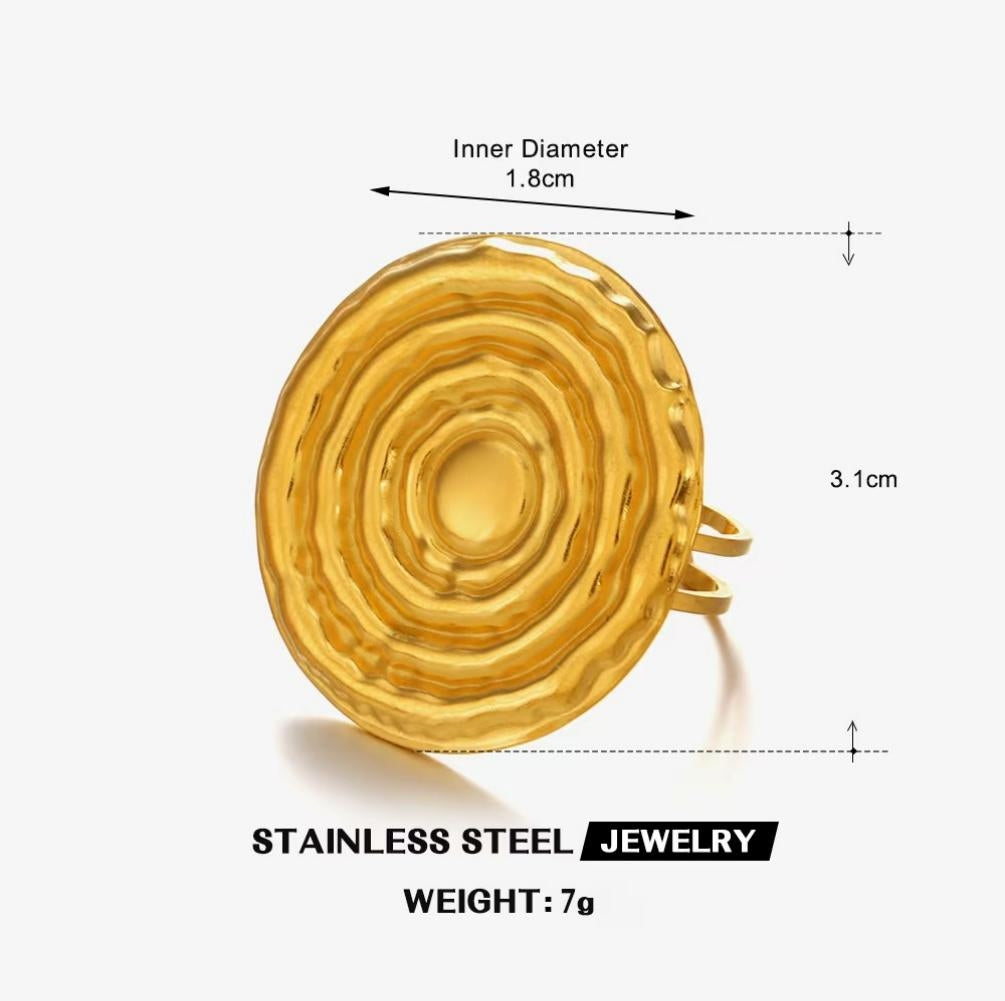 Hammered Tree-Ring Disc Statement Ring — Gold