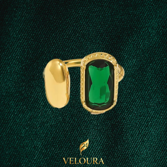 Esmeray Emerald Statement Ring — 18K gold PVD plated