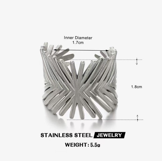 Starburst Ray Statement Ring — Silver