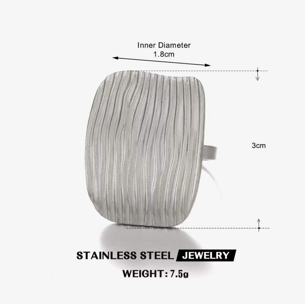 Brushed Wave-Texture Shield Ring — Silver
